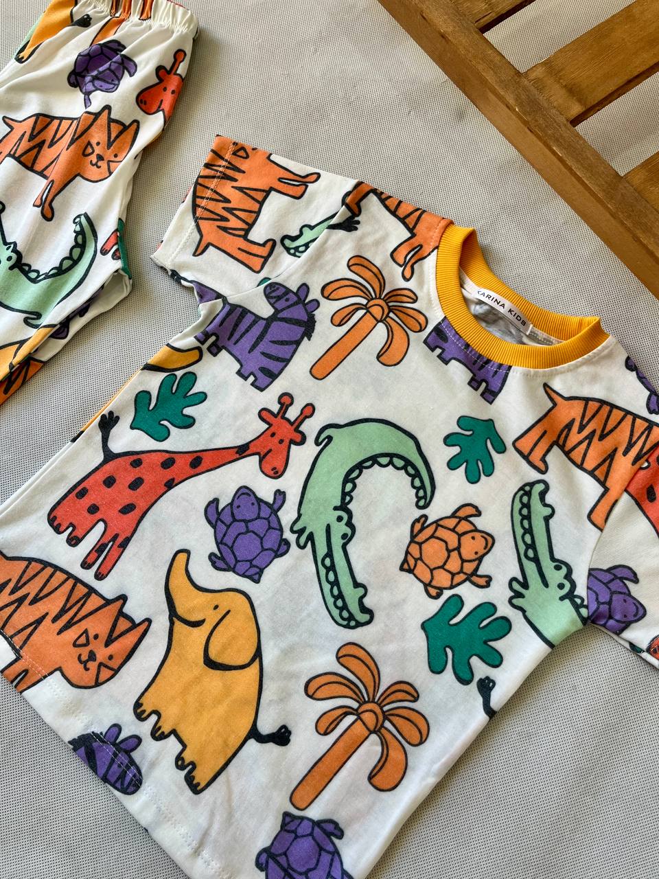 ست تیشرت شلوار راحتی در دو طرح حیوانات و جرثقیل
